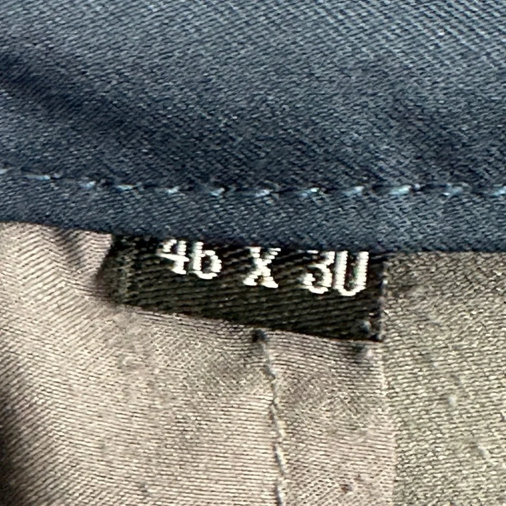 SCOTTeVEST Covert Cargo Chino Pants Mens 46x25 Gray Travel Techwear Utility